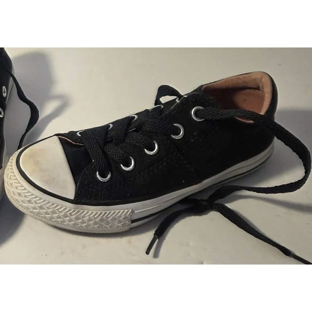 Converse Junior Chuck Taylor All Star Black  Sneakers Size 11 US